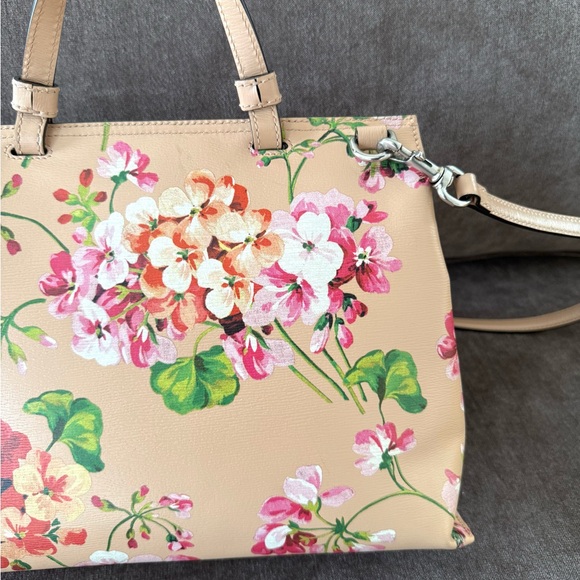 Gucci authentic top handle bag blooms pattern pink leather medium w strap - Picture 16 of 16